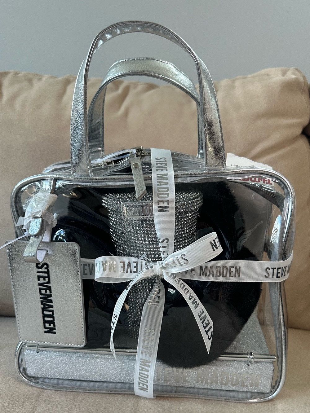 Steve Madden Gift Set –Clear Cosmetic Tote,Bling Cup, Earmuffs, Luggage Tag NWT
